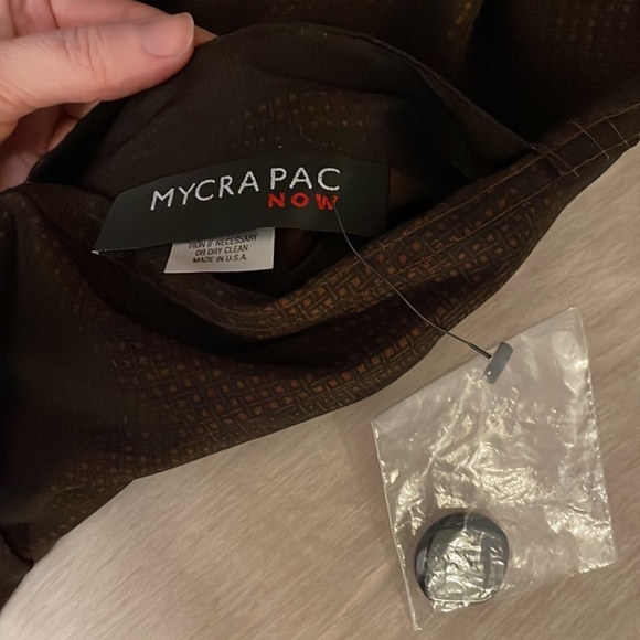 Mycra Pac Reversible Jacket with Pleated Hood in Metallic Copper Brown - Picture 10 of 12